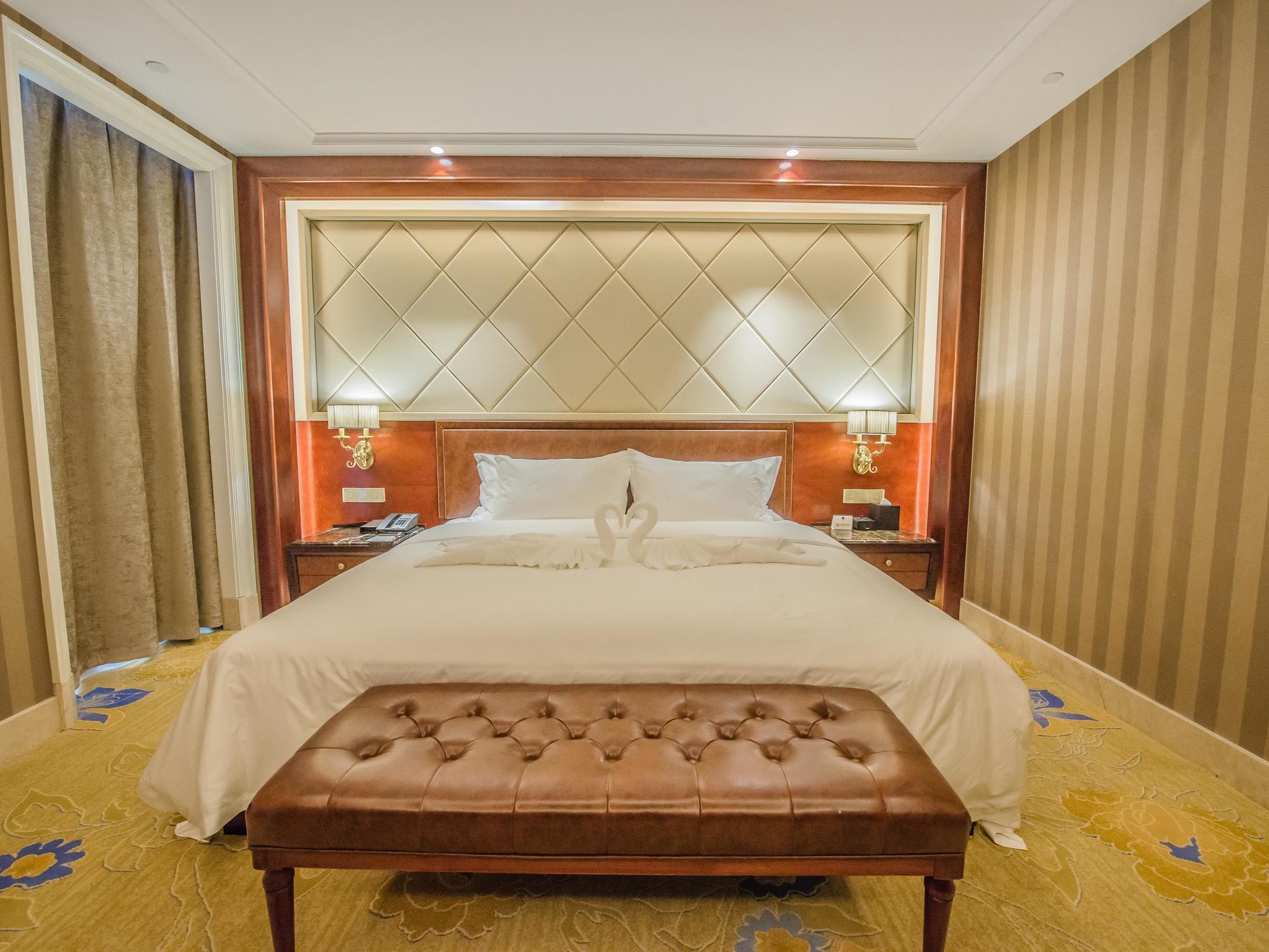 Chengdu Jin Yun Hotel Esterno foto